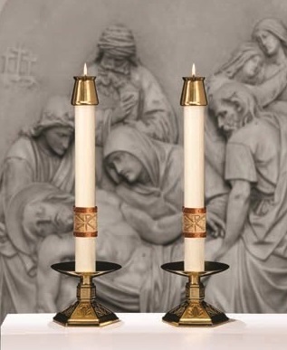 Luke 24 Altar Candles for Holy Week