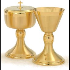 Chalice w/ scale Chalice w/ scale
