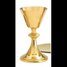 Chalice w/ scale paten Chalice w/ scale paten