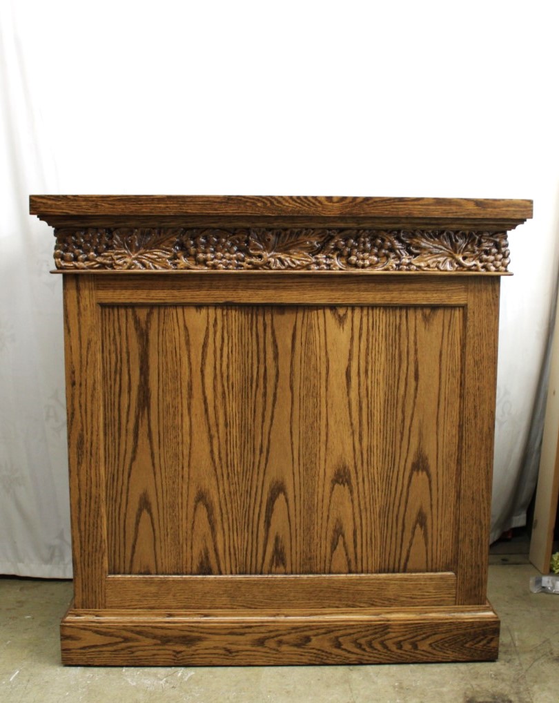Oak Offeratory Table | T. H. Stemper Co.